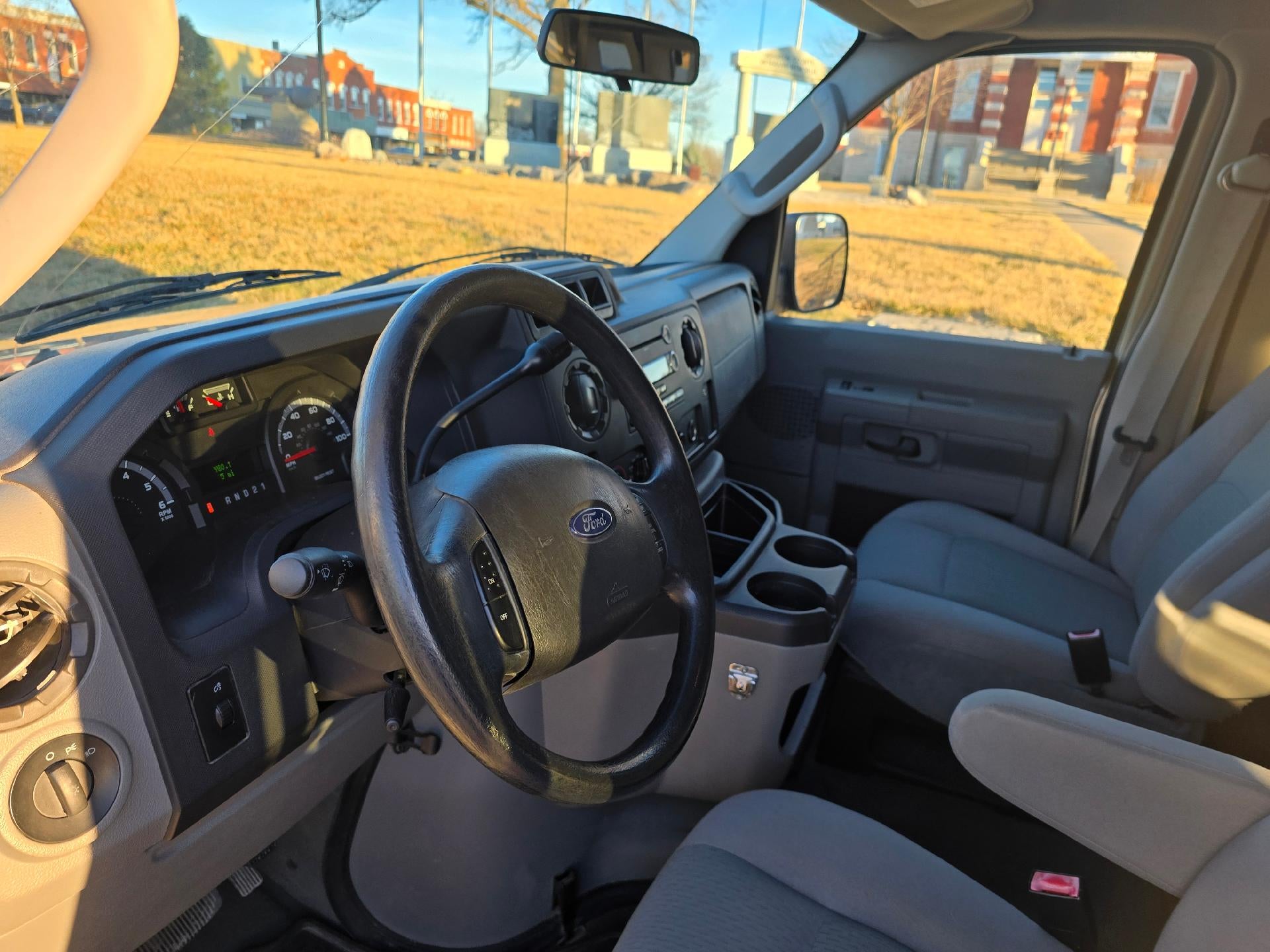 2009 Ford Econoline Wagon XL