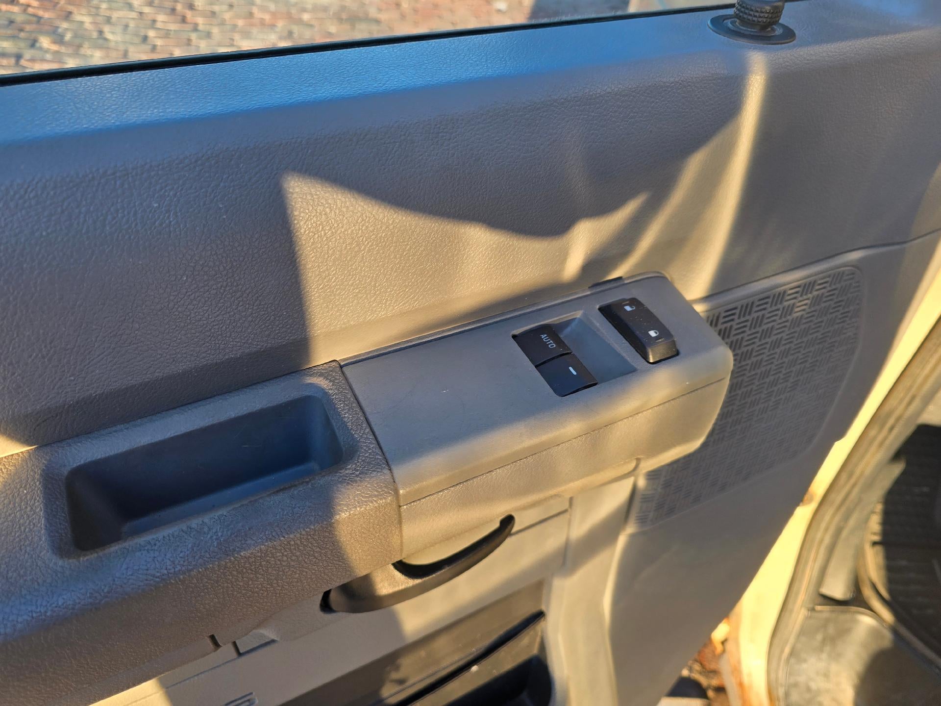 2009 Ford Econoline Wagon XL