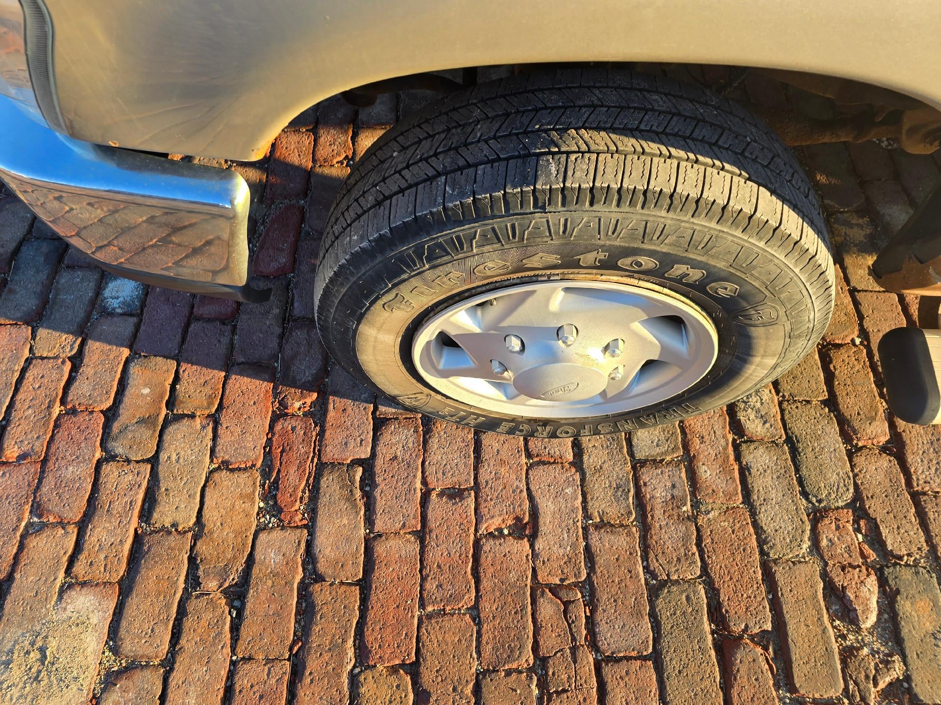 2009 Ford Econoline Wagon XL