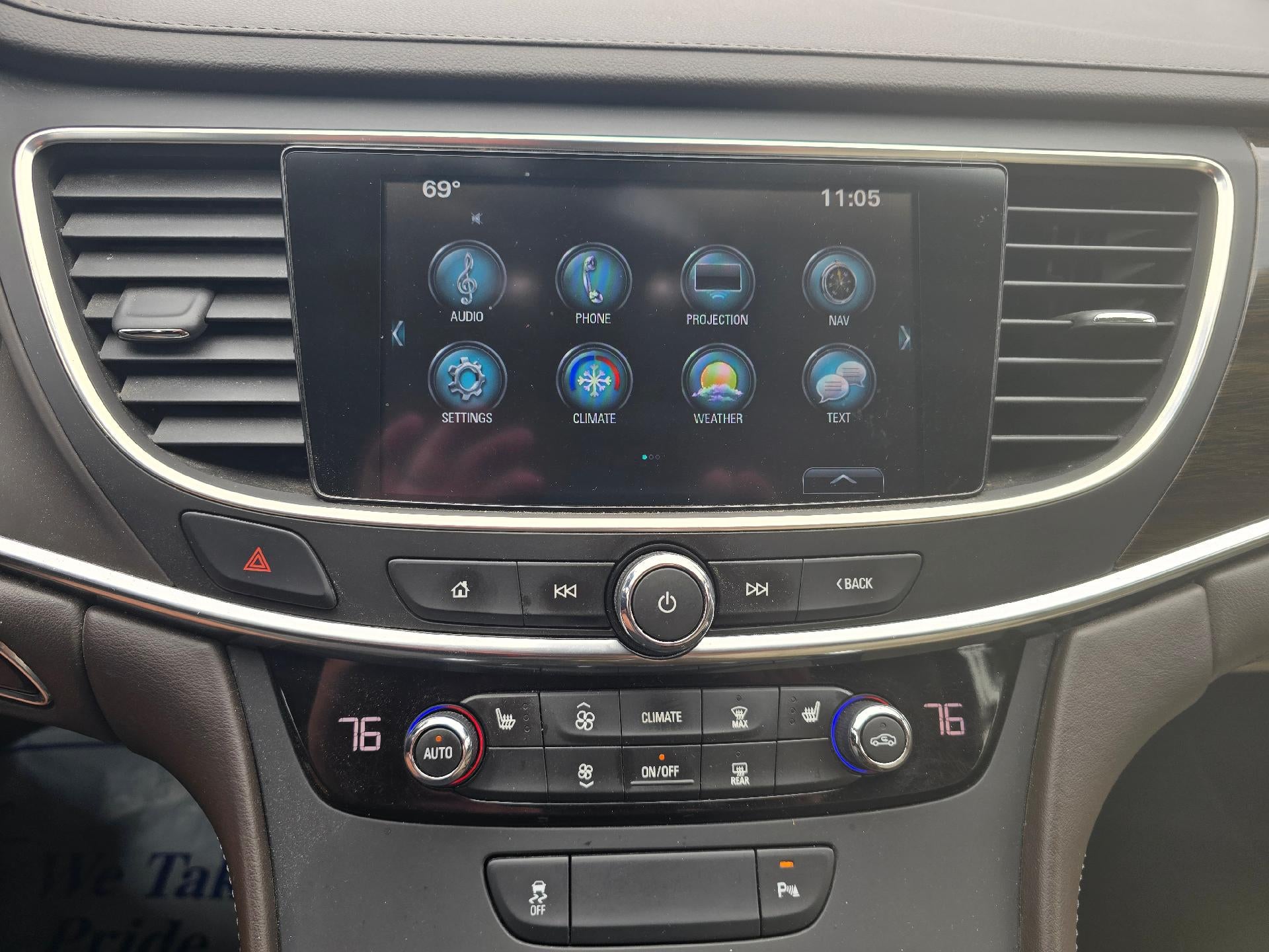2017 Buick LaCrosse Essence
