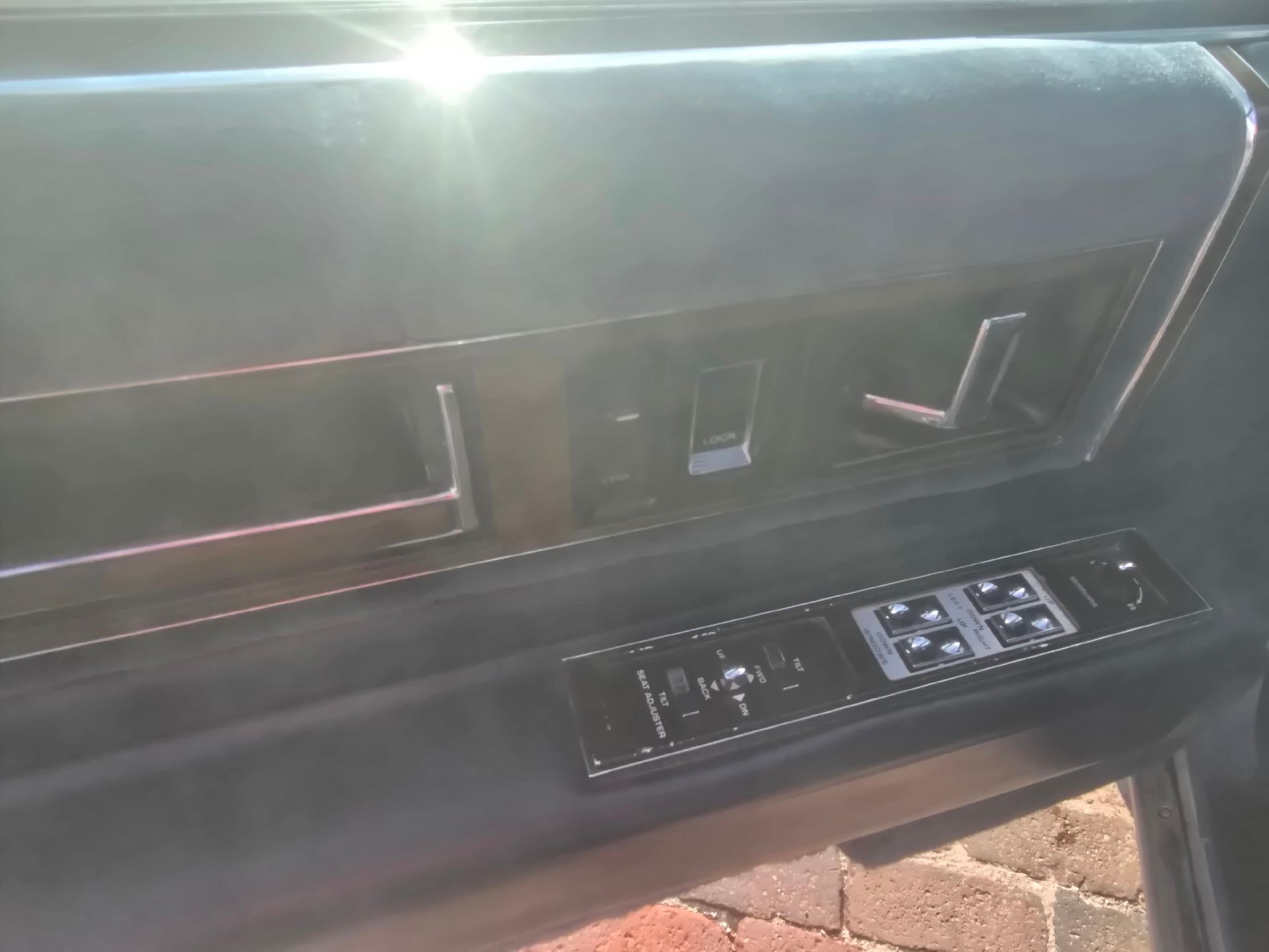 1991 Cadillac Deville Base