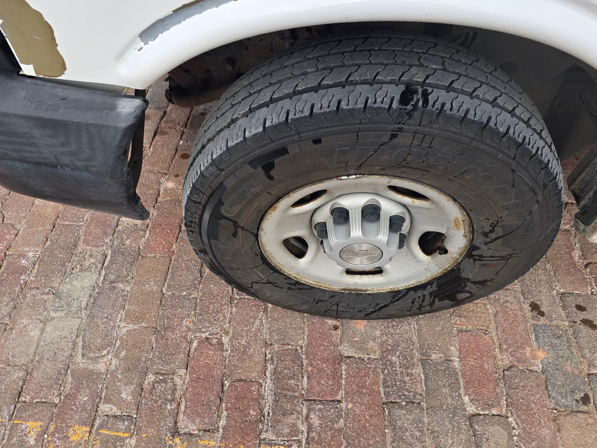 2008 Chevrolet Express Passenger 3500 Base