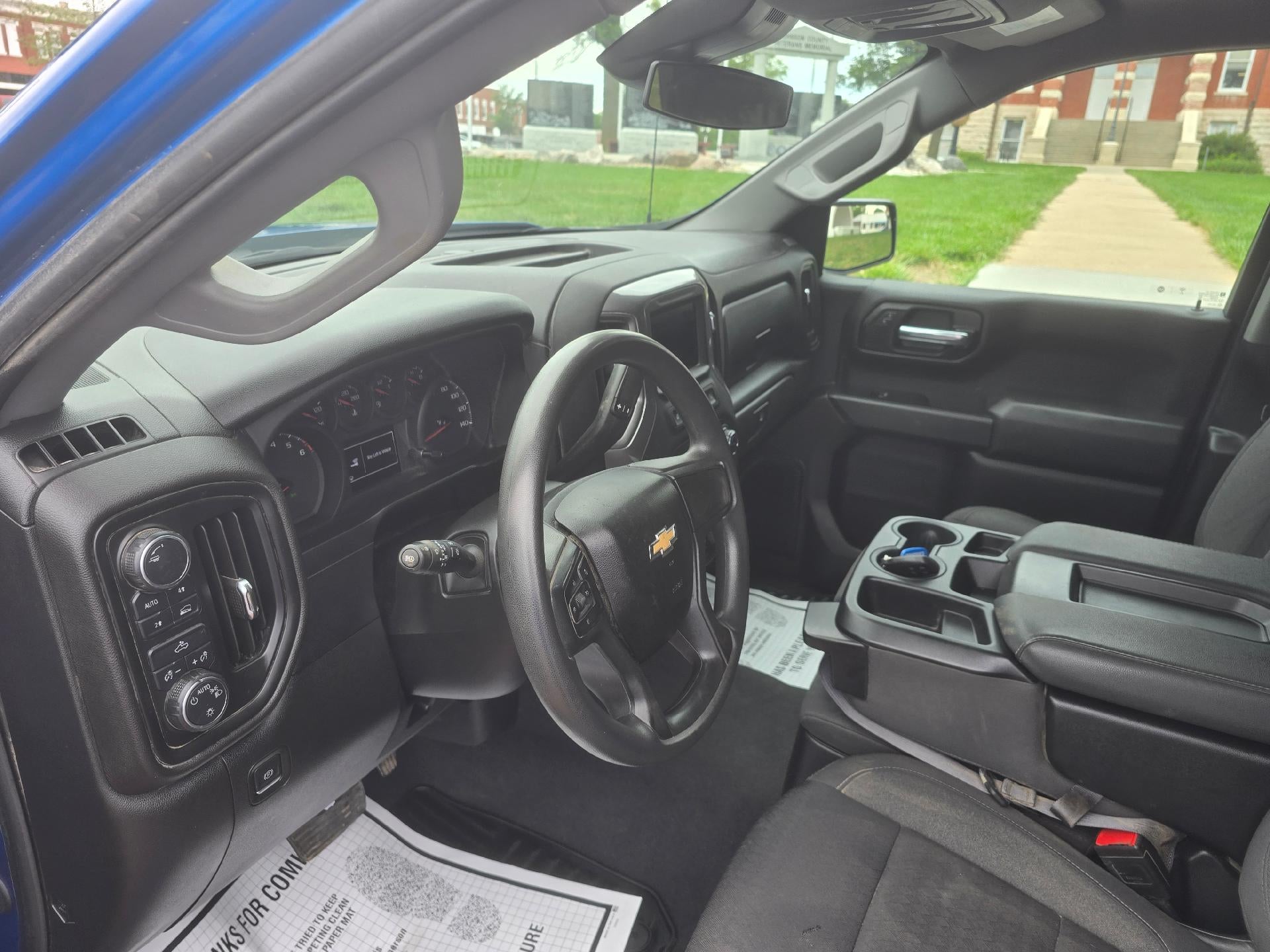 2024 Chevrolet Silverado 1500 Custom