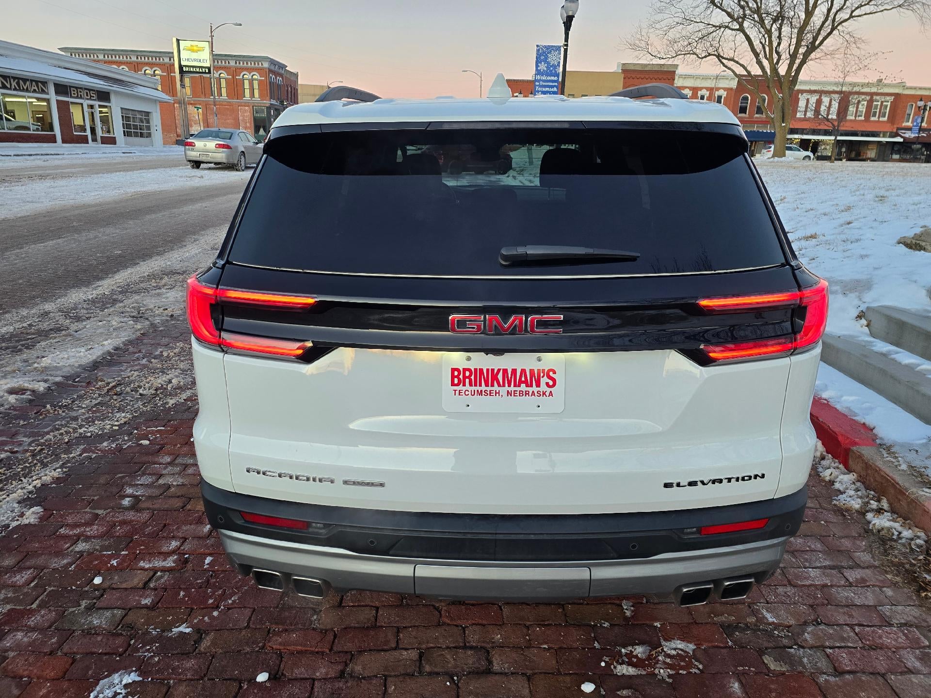 2025 GMC Acadia Elevation