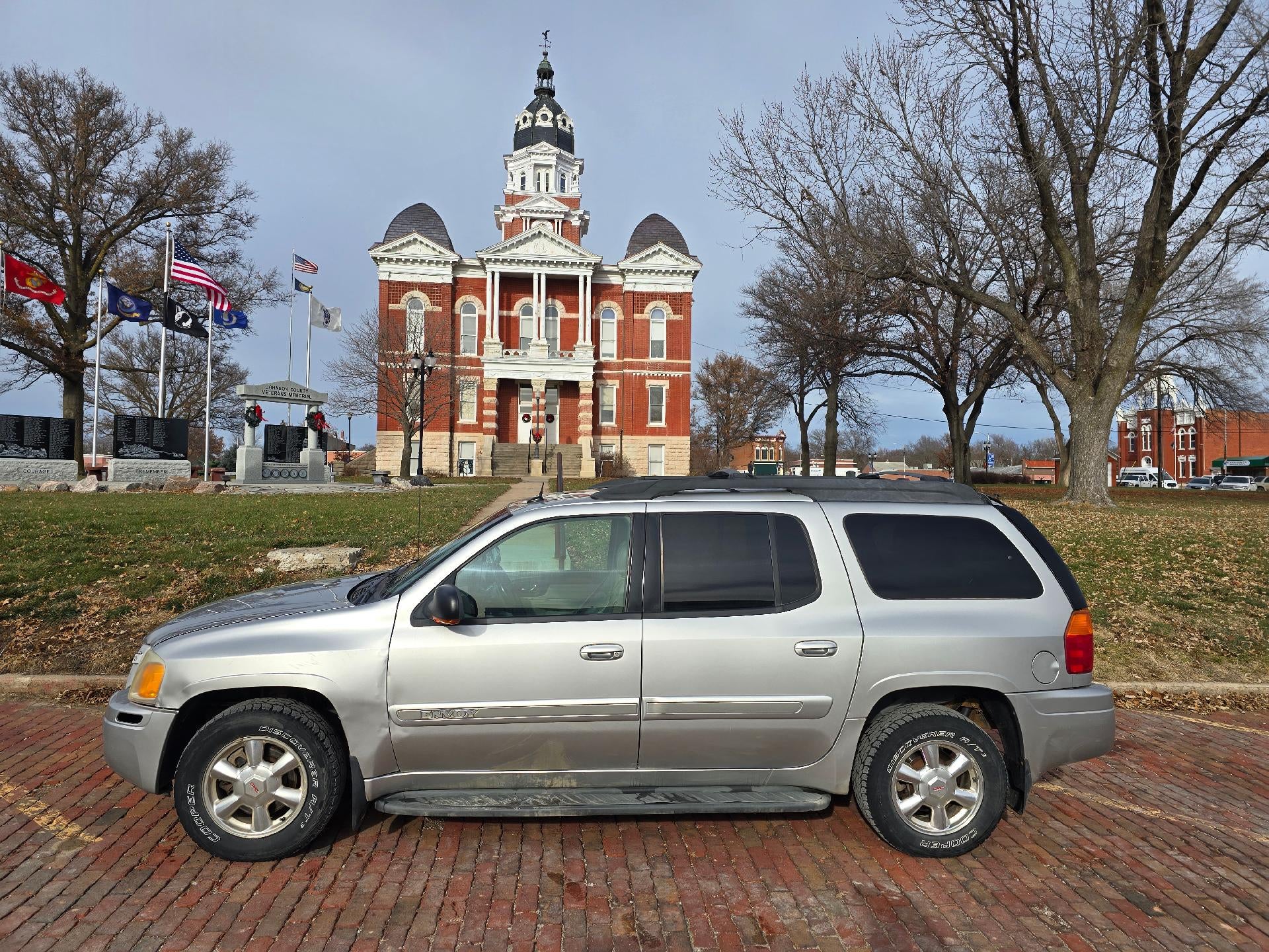 2004 GMC Envoy XL SLT