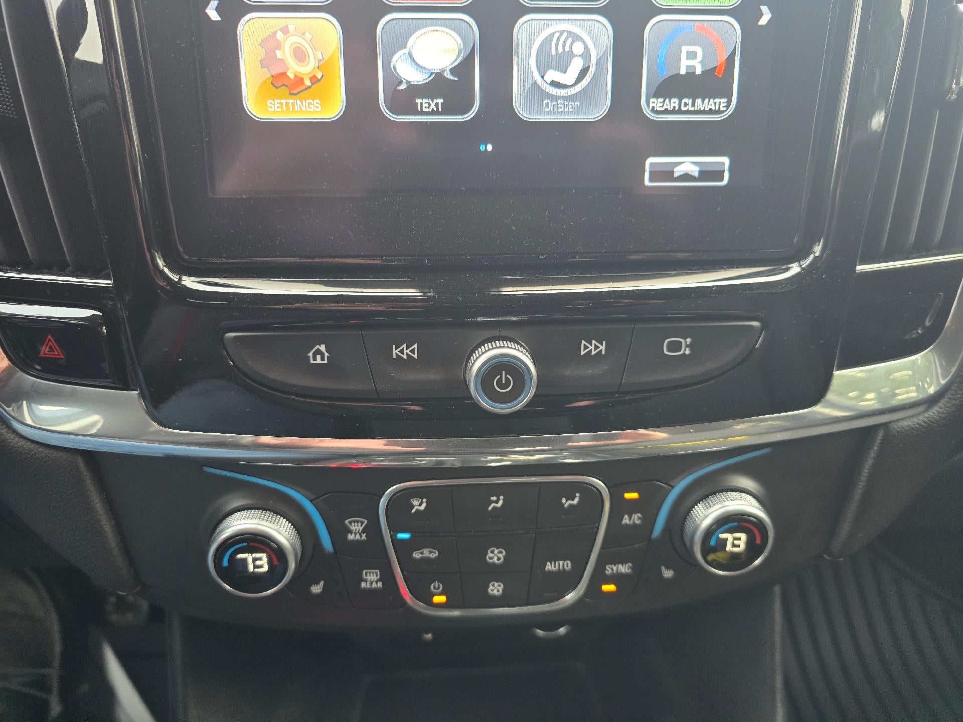 2018 Chevrolet Traverse LT Cloth