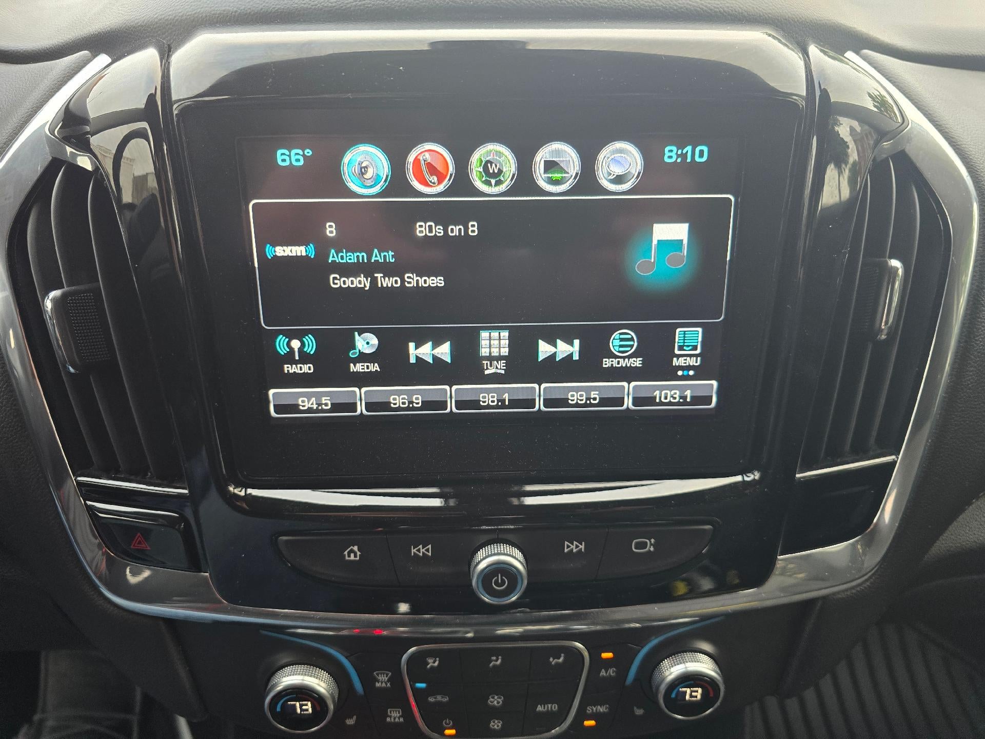 2018 Chevrolet Traverse LT Cloth