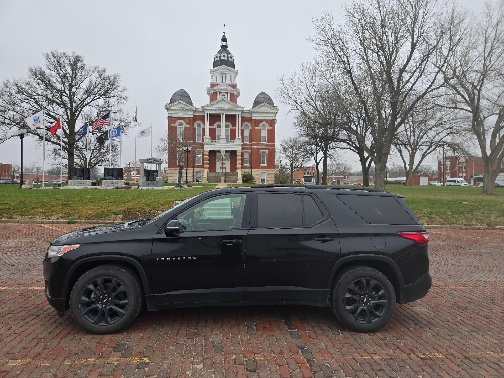 Used 2019 Chevrolet Traverse RS with VIN 1GNEVJKW6KJ200108 for sale in Tecumseh, NE