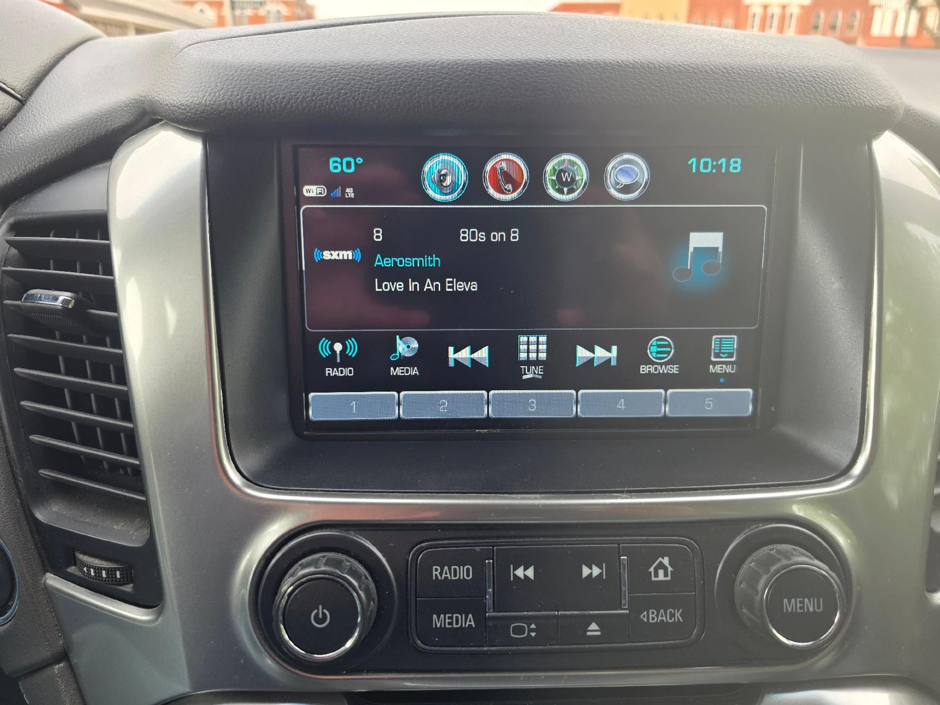 2020 Chevrolet Suburban LT