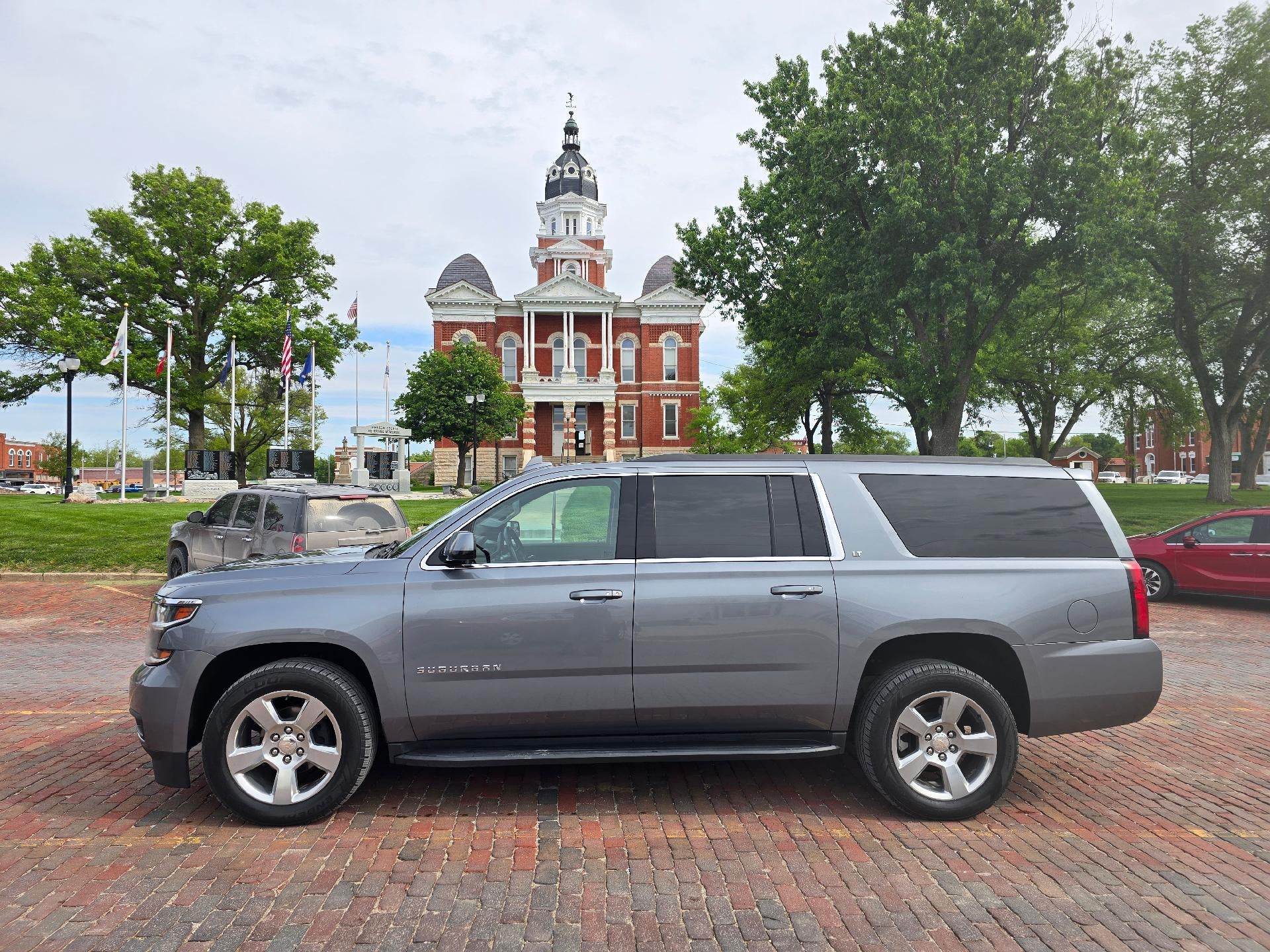 2020 Chevrolet Suburban LT