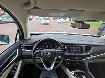 2022 Buick Enclave Essence