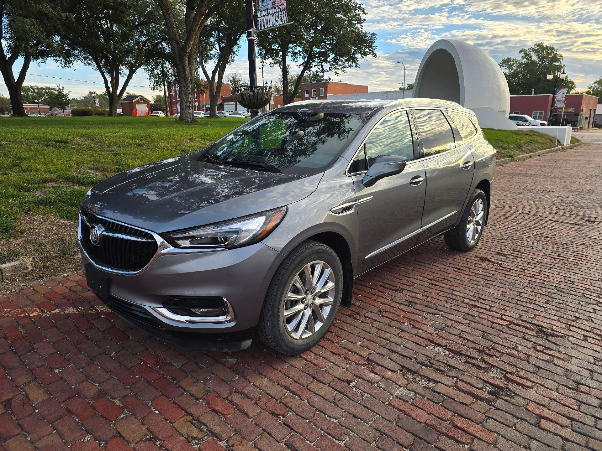 2020 Buick Enclave Essence